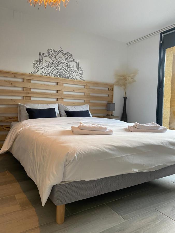 Maison Chaleureuse Au Coeur Du Village Raddon Dış mekan fotoğraf